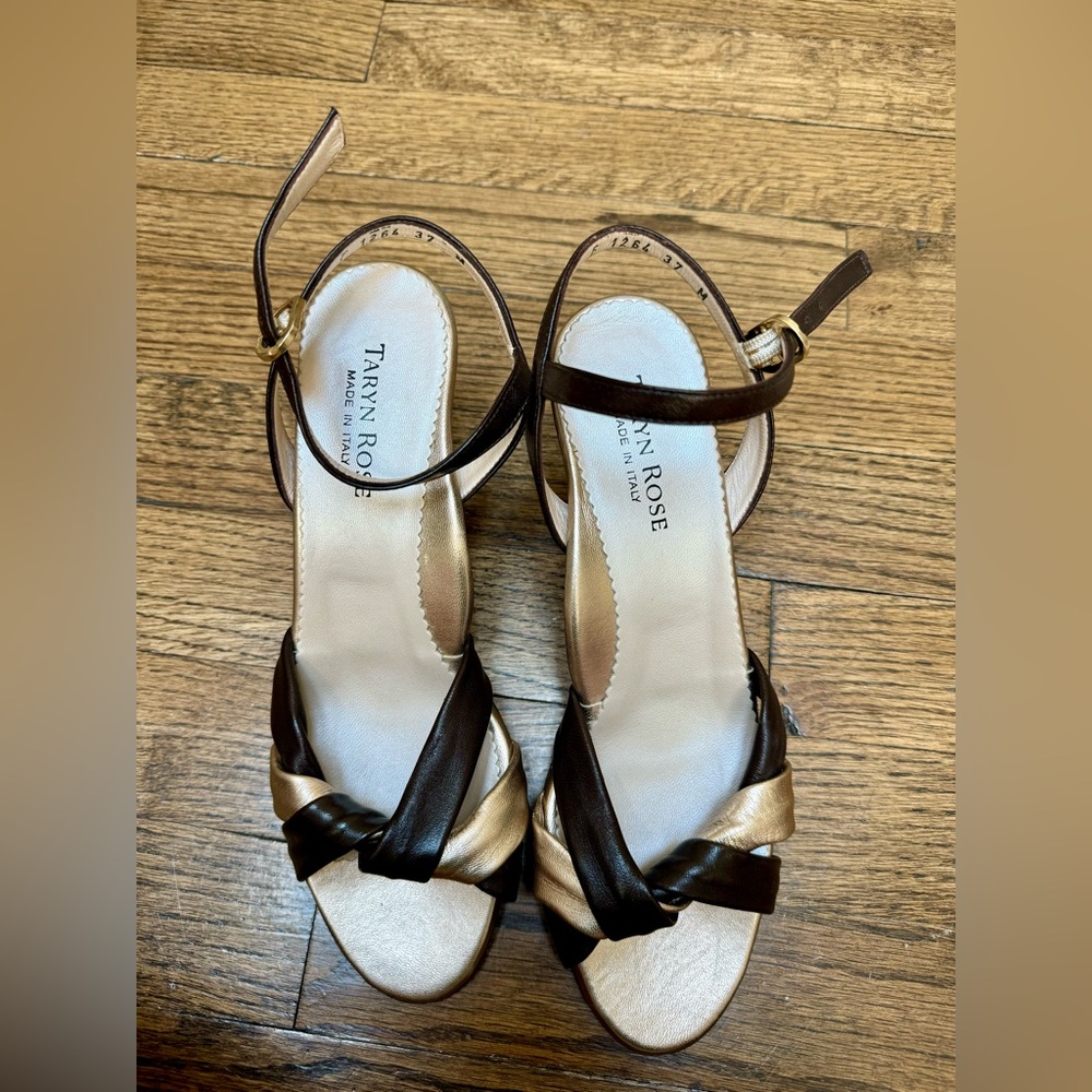 Vintage Taryn Rose Nappa Choc/Gold Heels